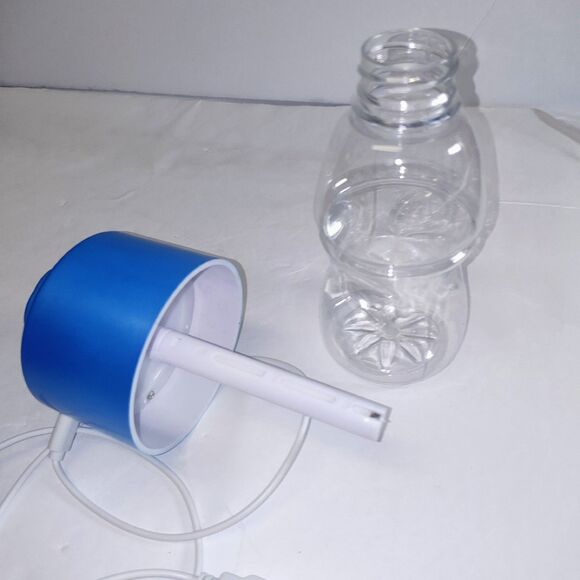 Mini Portable Blue Bottle Cap Air Humidifier With USB Cable for Office & Home - Picture 4 of 11